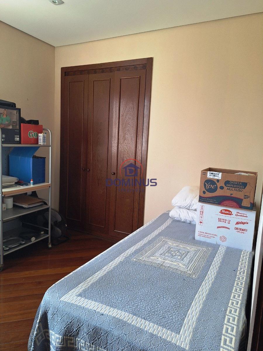 Apartamento, Santa Efigênia, 3 Quartos, 2 Vagas, 1 Suíte