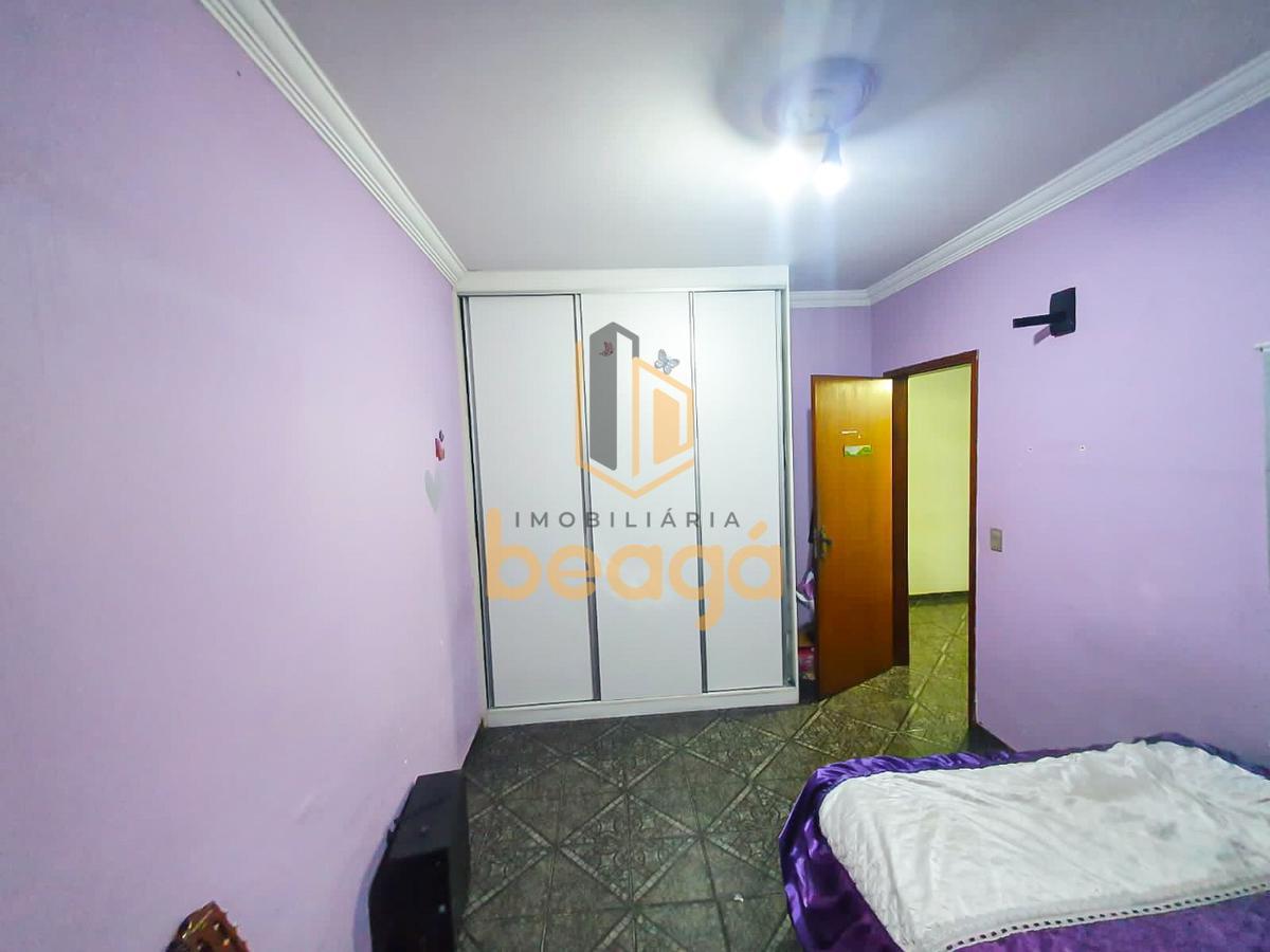 Casa, Arvoredo, 4 Quartos, 2 Vagas, 1 Suíte