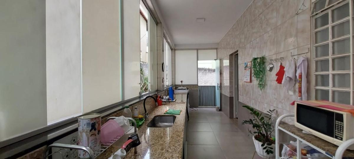 Casa, Jardim Riacho das Pedras, 3 Quartos, 10 Vagas, 1 Suíte