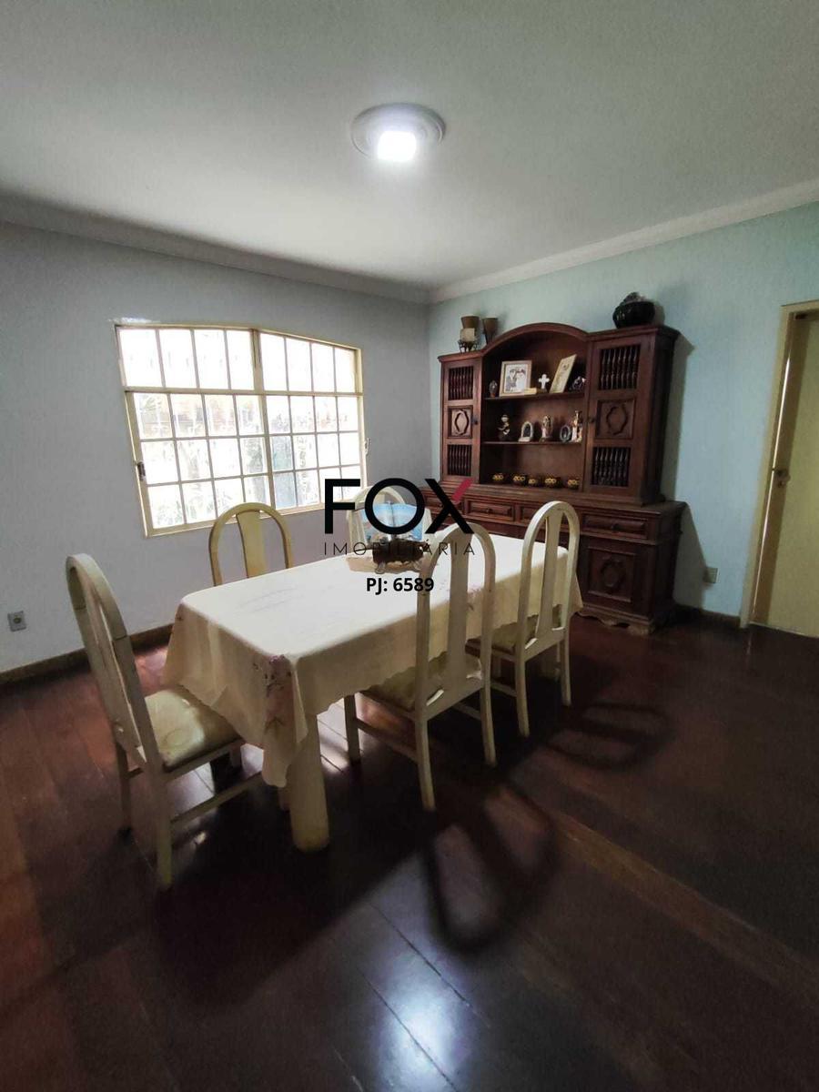 Casa, Planalto, 7 Quartos, 5 Vagas, 3 Suítes