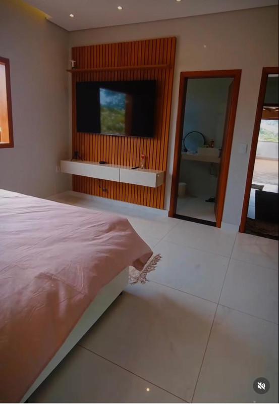 Fazenda, Condomínio Tiradentes, 4 Quartos, 8 Vagas, 1 Suíte