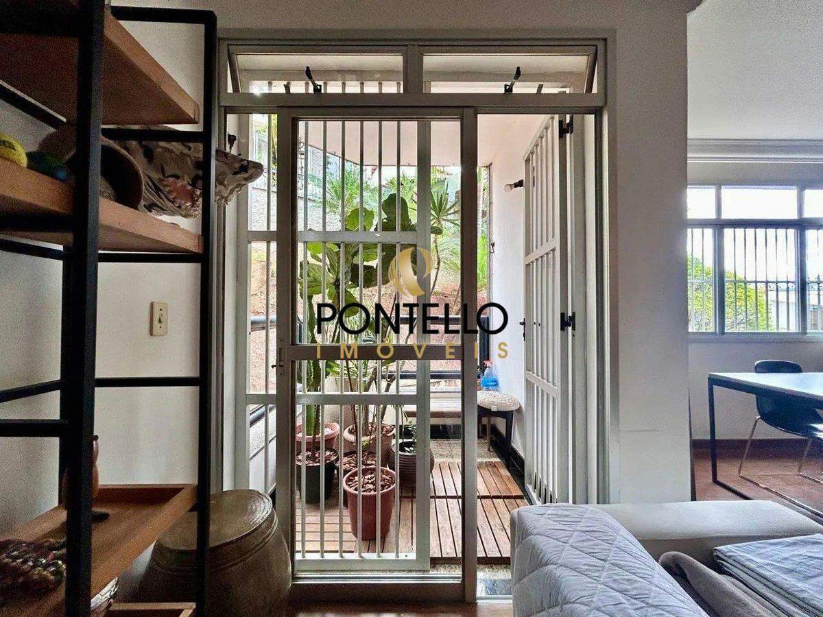 Apartamento, Vila Paris, 2 Quartos, 1 Vaga