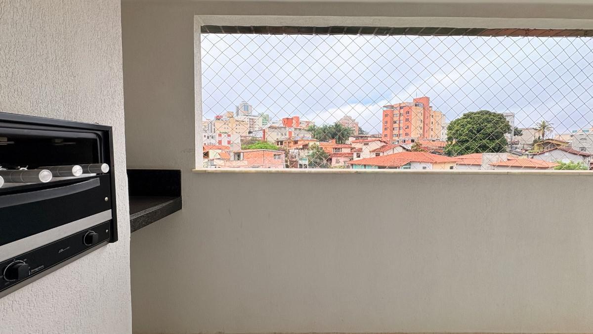 Apartamento, Sagrada Família, 3 Quartos, 2 Vagas, 1 Suíte