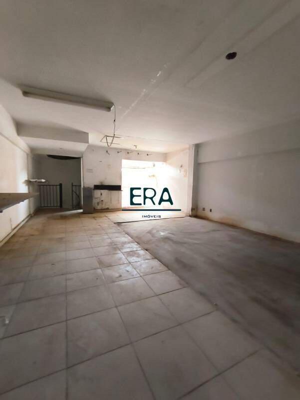 Andar, Estoril, 0 Quarto, 2 Vagas