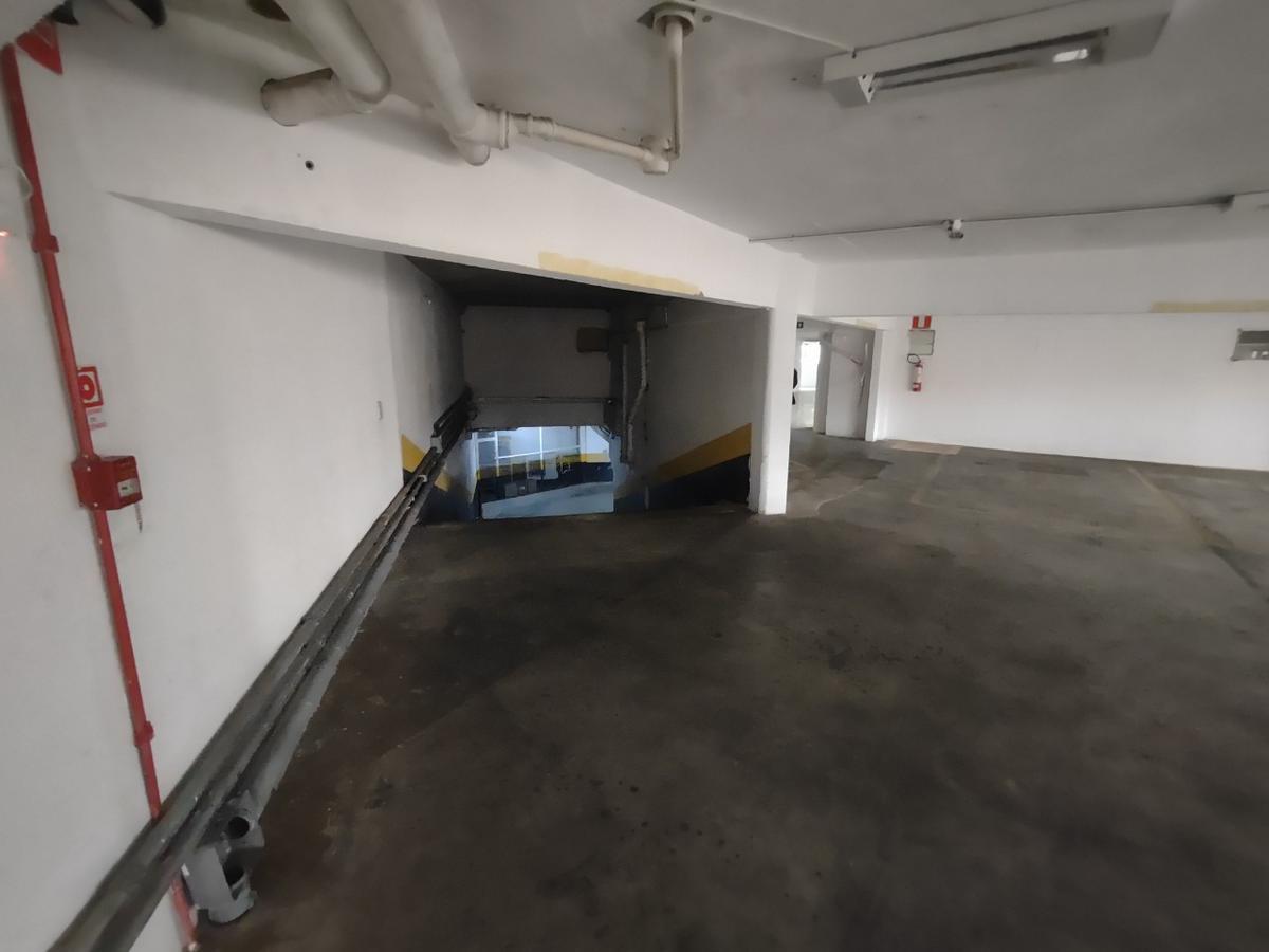 Sala, Santa Efigênia, 0 Quarto, 6 Vagas