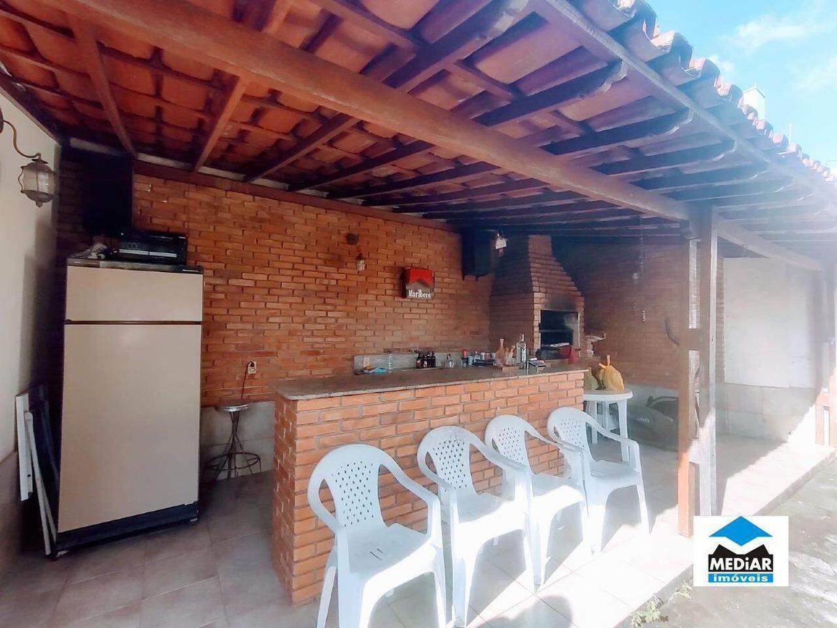 Casa, Floresta, 4 Quartos, 7 Vagas, 2 Suítes