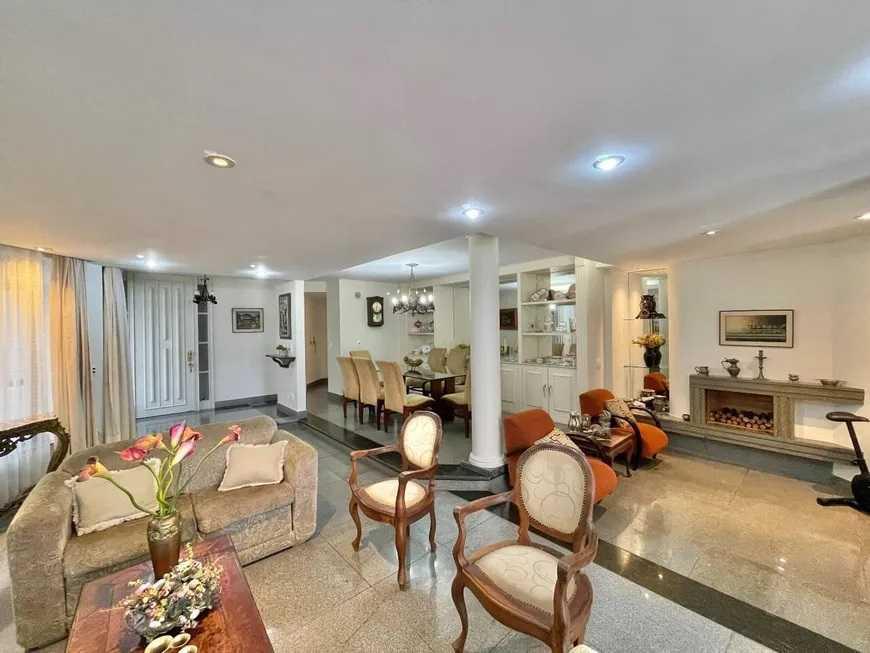 Apartamento, Sion, 4 Quartos, 3 Vagas, 2 Suítes