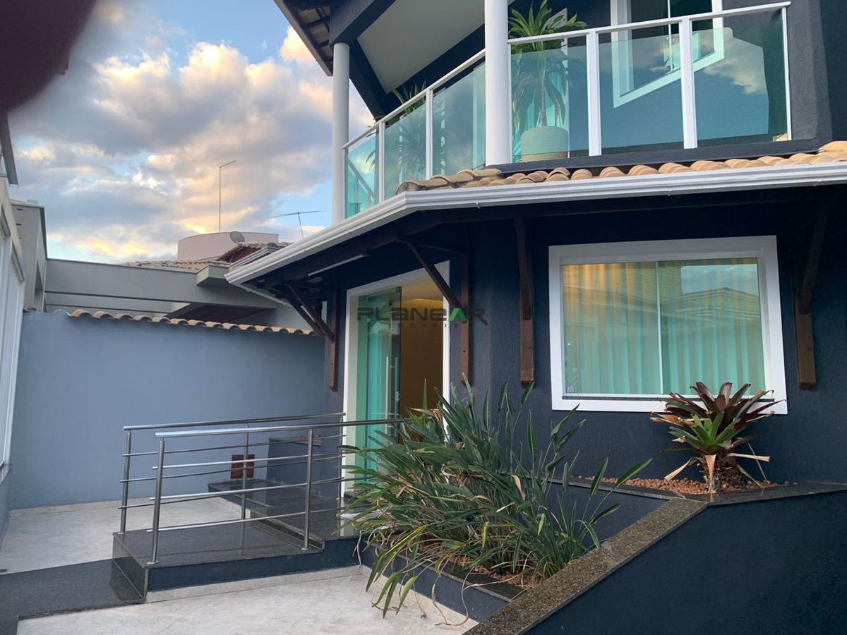 Casa, Jardim Riacho das Pedras, 3 Quartos, 4 Vagas, 3 Suítes