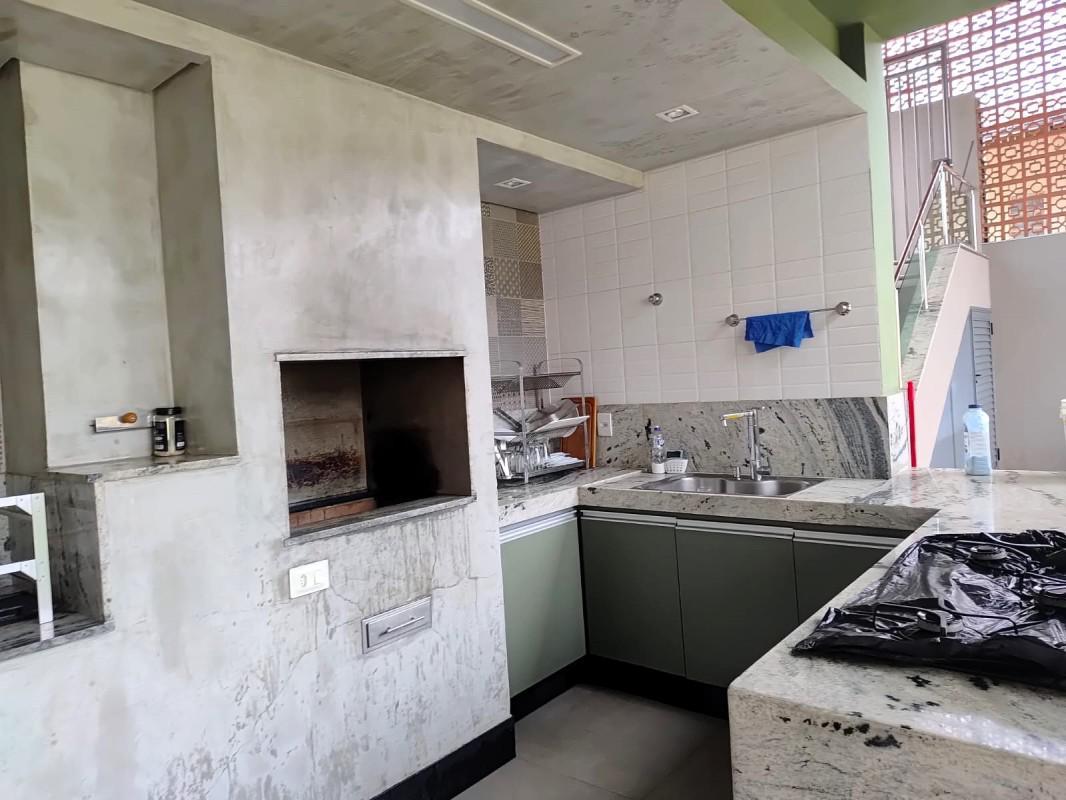 Cobertura, Ouro Preto, 4 Quartos, 6 Vagas, 4 Suítes