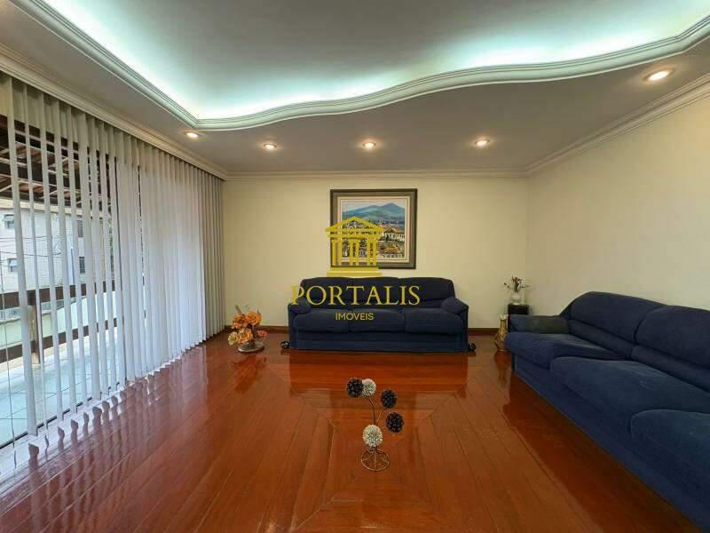 Casa, Dona Clara, 3 Quartos, 4 Vagas, 1 Suíte