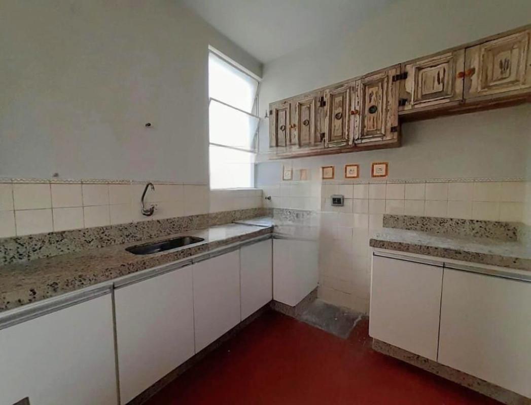 Apartamento, Funcionários, 3 Quartos, 0 Vaga