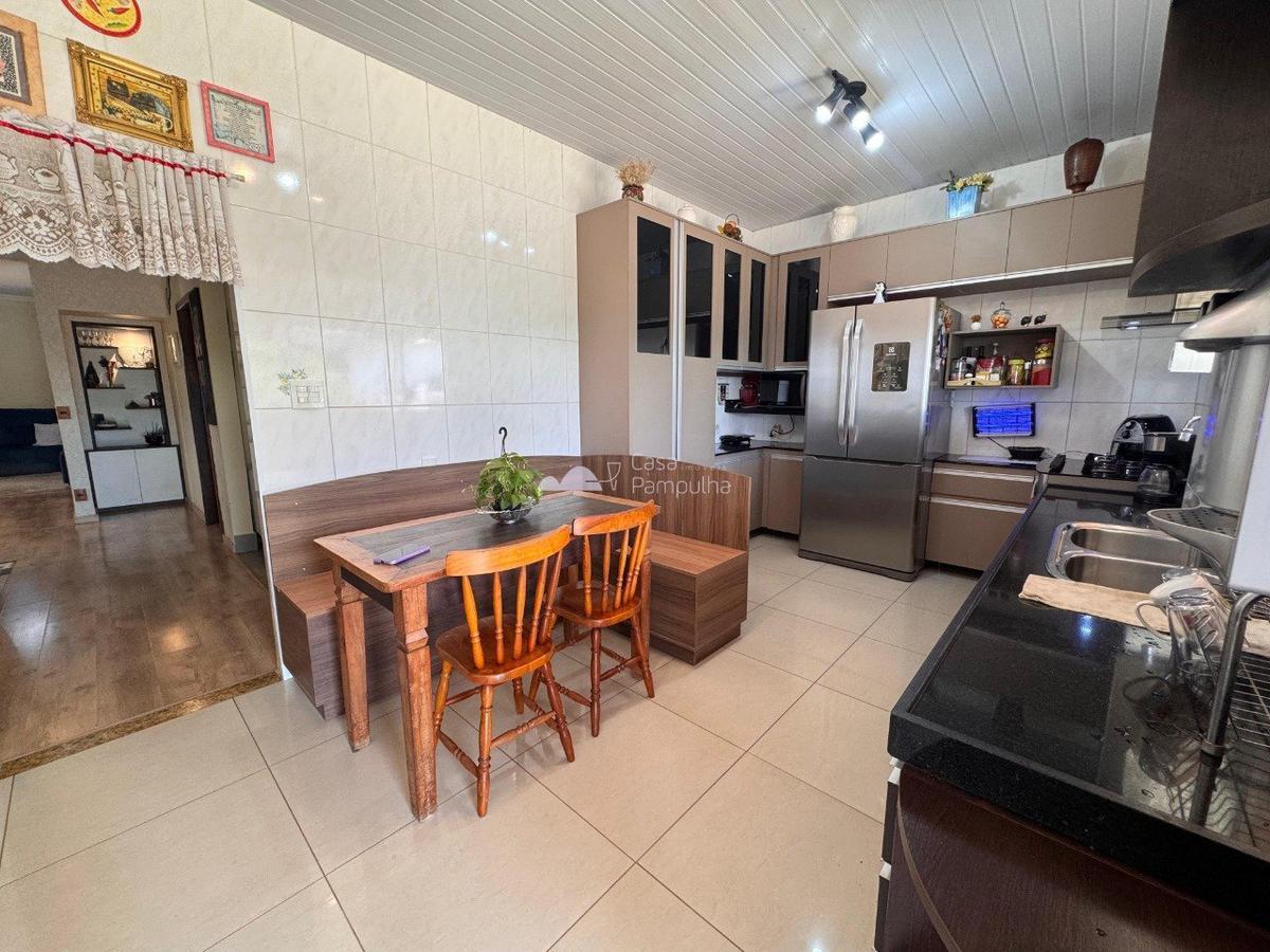 Casa, Trevo, 3 Quartos, 4 Vagas