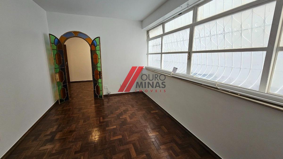 Apartamento, Funcionários, 4 Quartos, 2 Vagas, 1 Suíte
