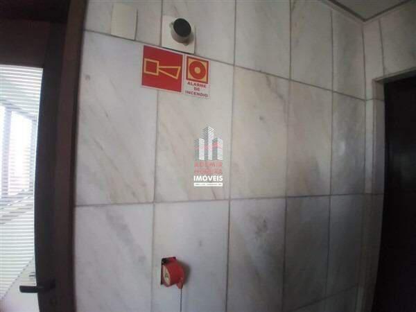 Prédio, Centro, 4 Vagas