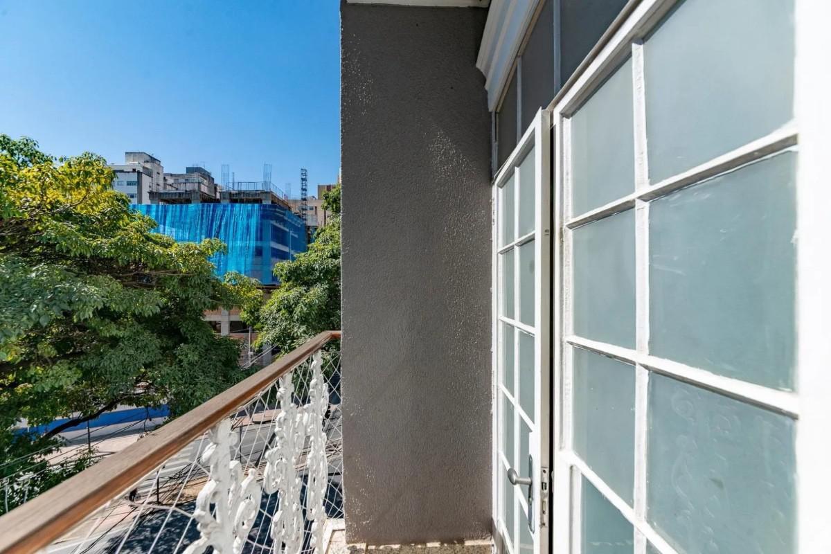 Apartamento, Coração de Jesus, 4 Quartos, 2 Vagas, 1 Suíte