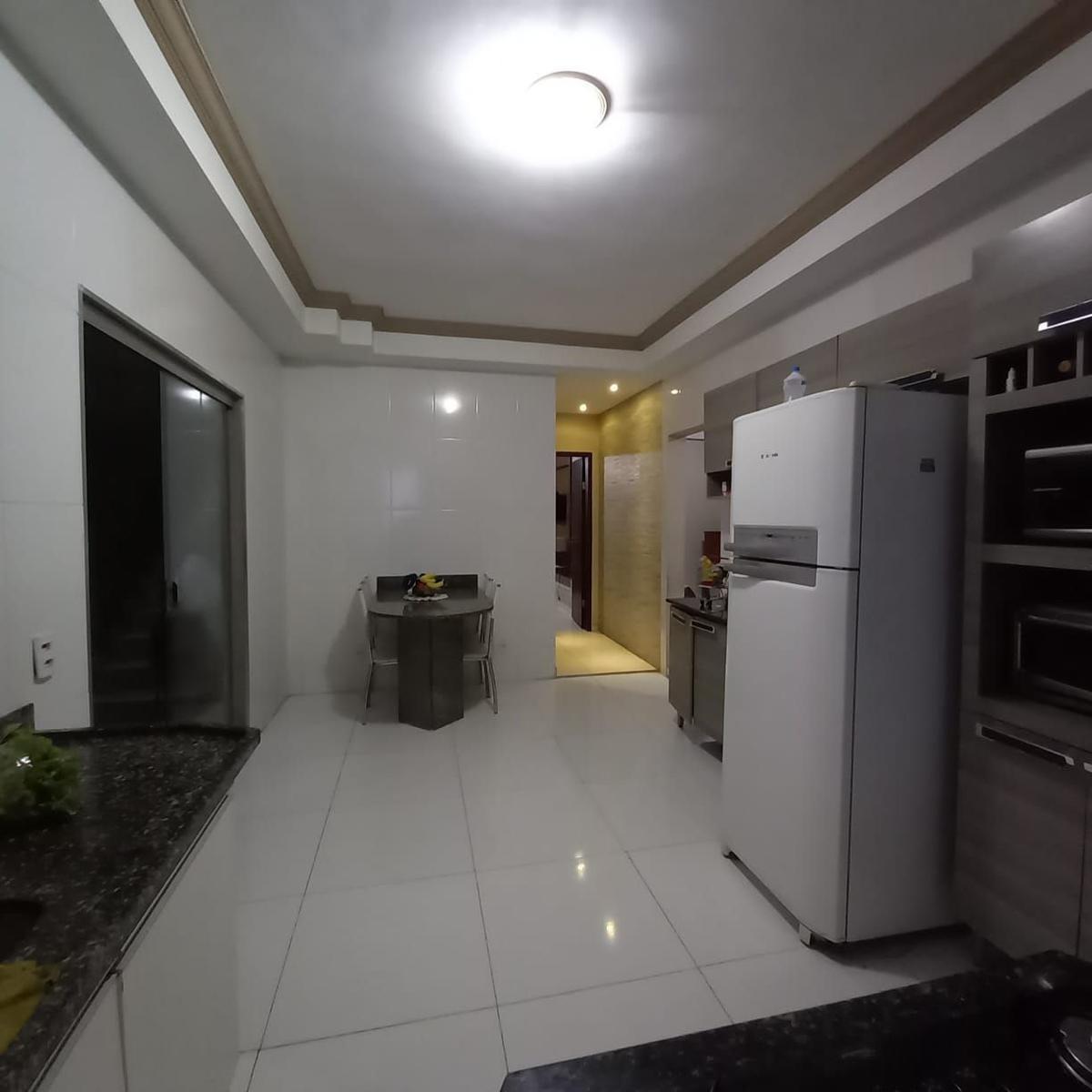 Apartamento, Universitário, 2 Quartos, 3 Vagas, 1 Suíte