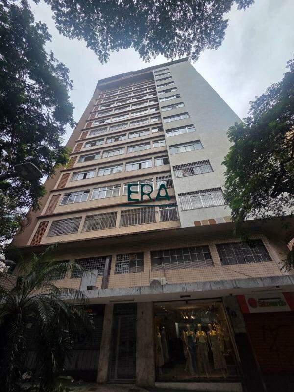 Apartamento, Centro, 2 Quartos, 0 Vaga