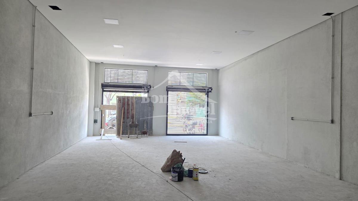 Andar, Centro, 0 Quarto, 0 Vaga