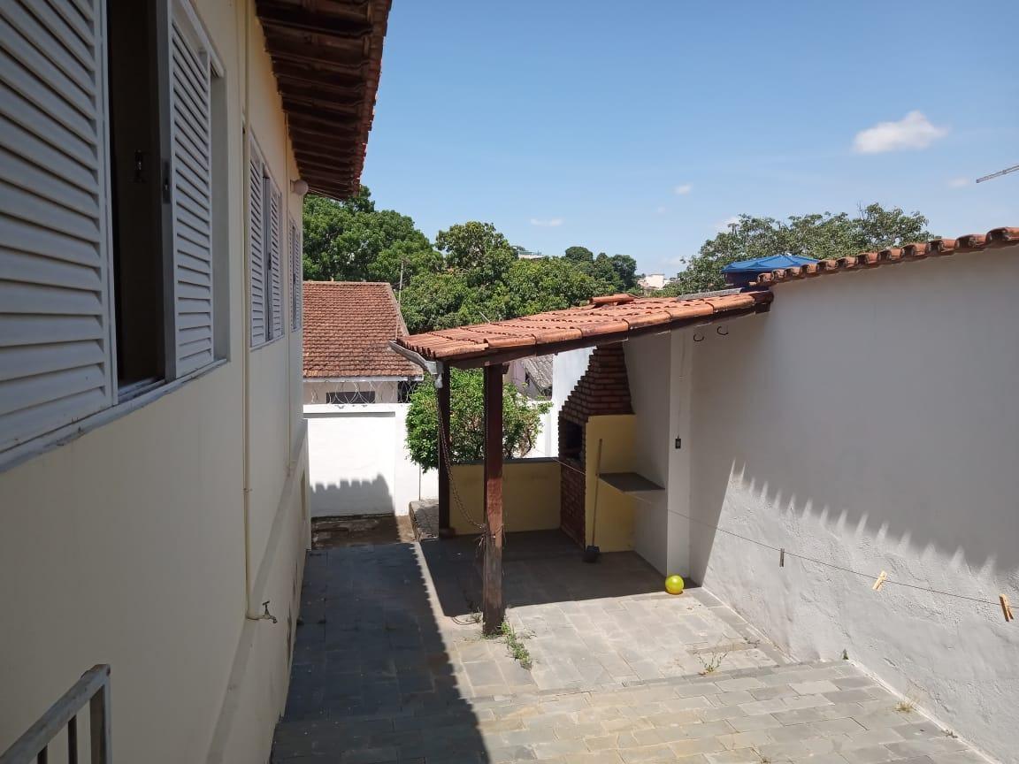 Casa, Cachoeirinha, 3 Quartos, 2 Vagas, 1 Suíte