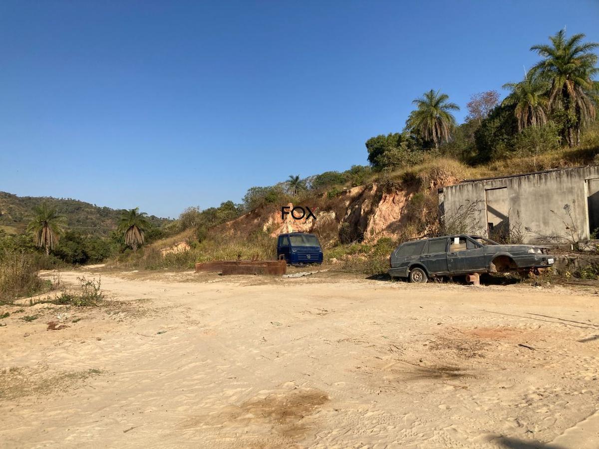 Lote, Centro, 0 Quarto, 0 Vaga