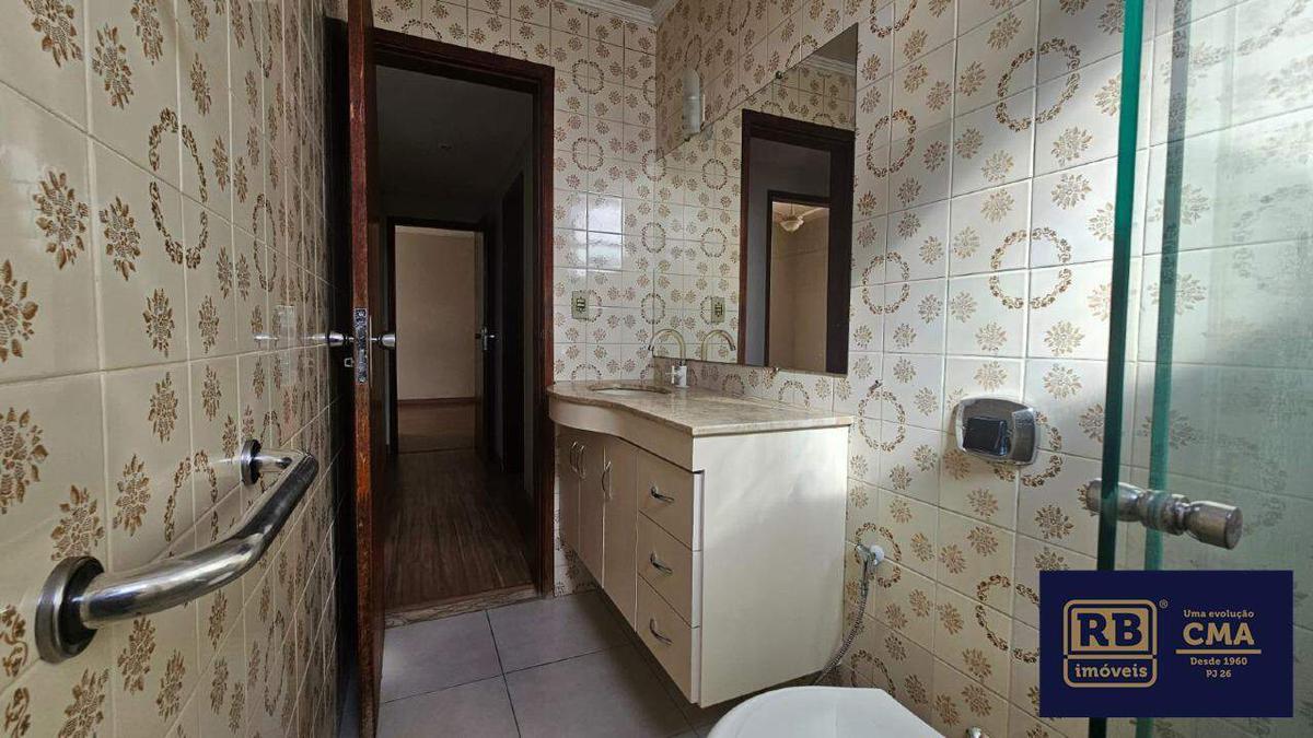 Apartamento, Sagrada Família, 2 Quartos, 1 Vaga