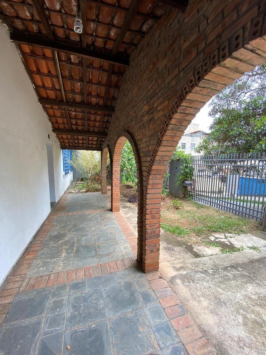 Casa, Graça, 4 Quartos, 2 Vagas, 1 Suíte