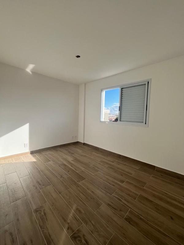 Cobertura, Barreiro, 3 Quartos, 3 Vagas, 1 Suíte