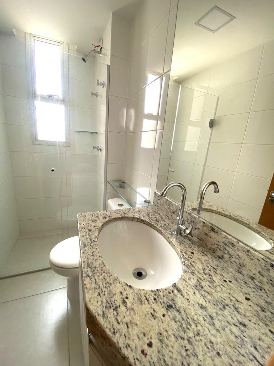 Apartamento, Sagrada Família, 3 Quartos, 2 Vagas, 1 Suíte