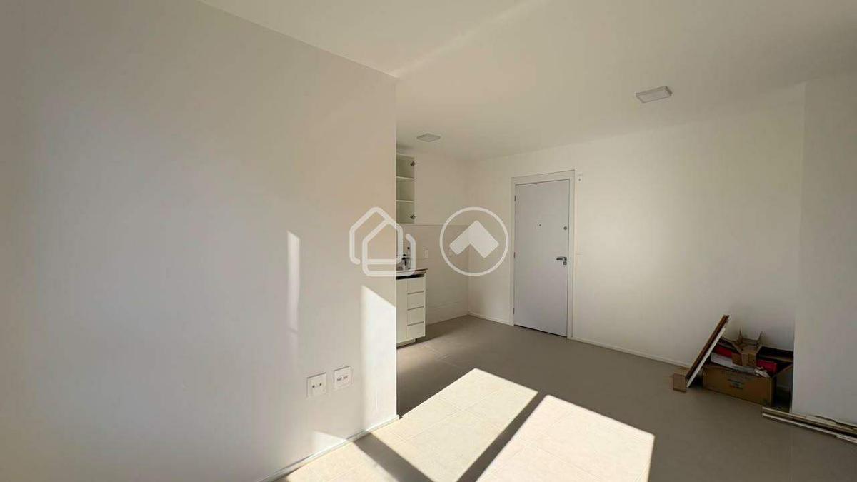 Apartamento, Estoril, 2 Quartos, 1 Vaga, 1 Suíte