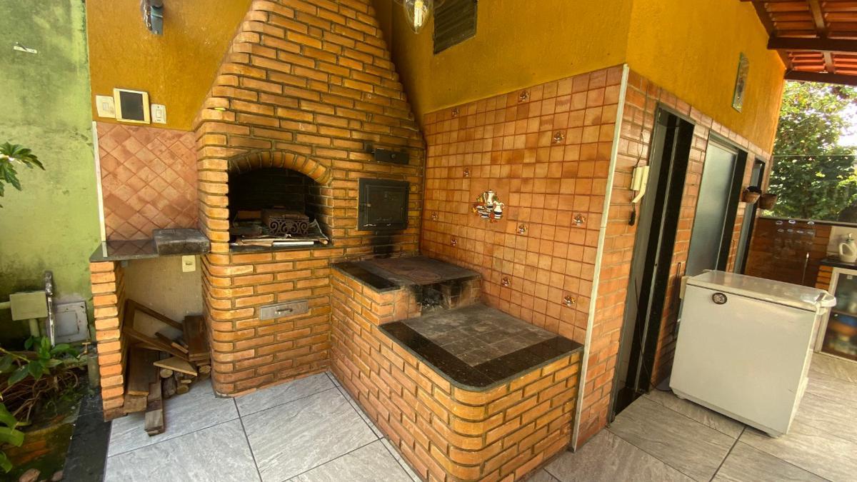 Casa, Dom Bosco, 6 Quartos, 4 Vagas, 2 Suítes