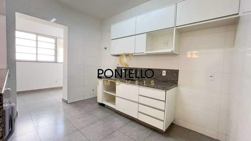 Apartamento, Centro, 4 Quartos, 2 Vagas, 1 Suíte