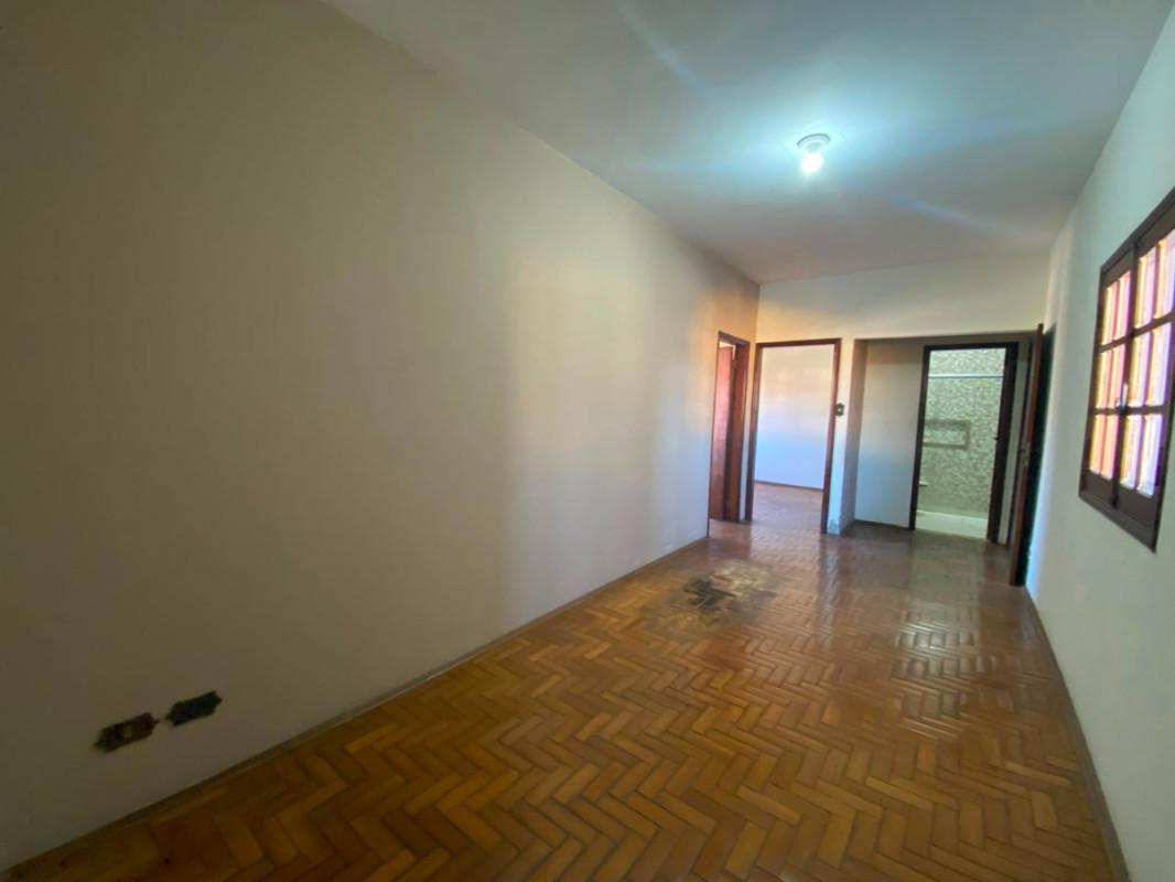 Casa, Centro, 5 Quartos, 1 Vaga, 2 Suítes