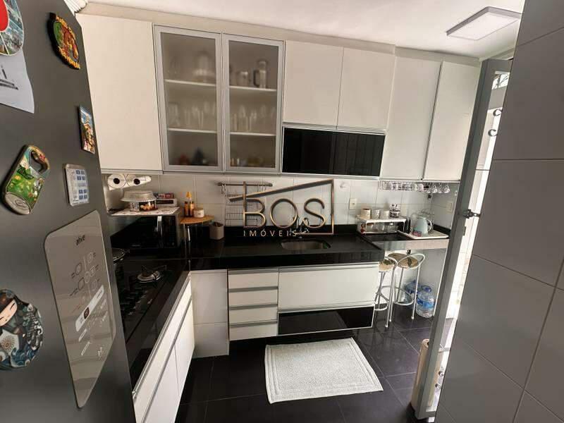 Casa, Fernão Dias, 3 Quartos, 2 Vagas, 1 Suíte