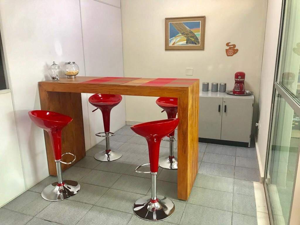 Sala, Estoril, 0 Quarto, 1 Vaga