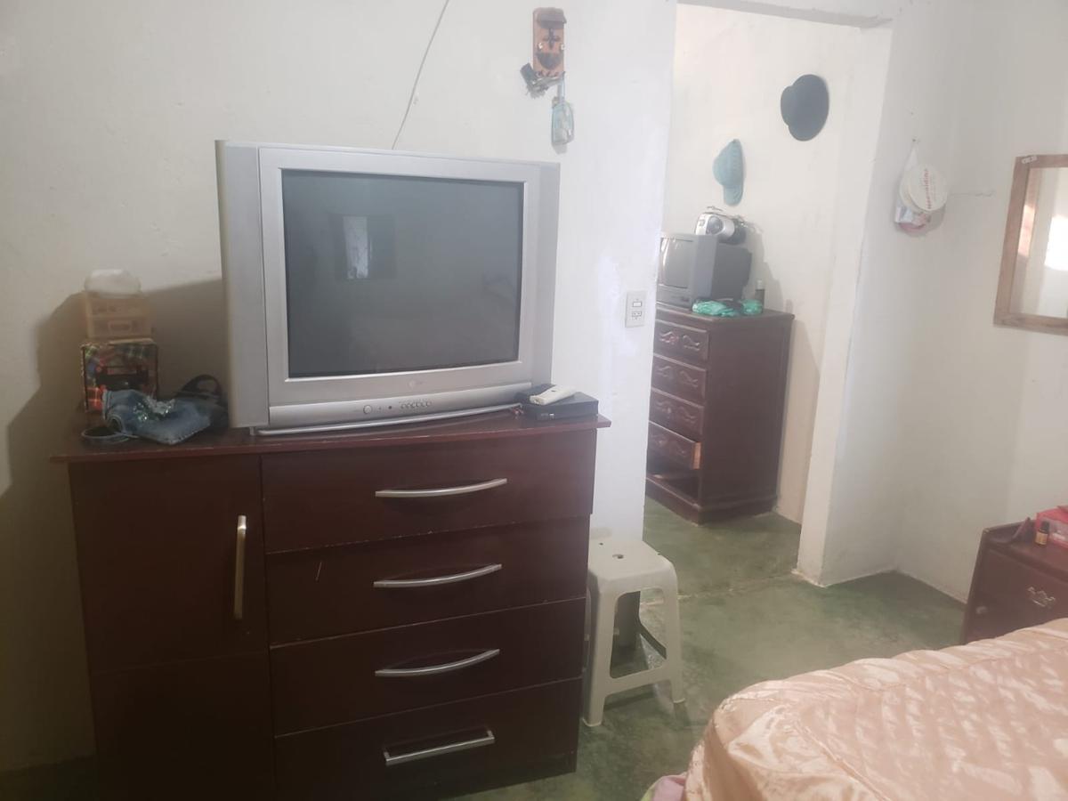 Casa, Menezes (justinópolis), 2 Quartos, 0 Vaga