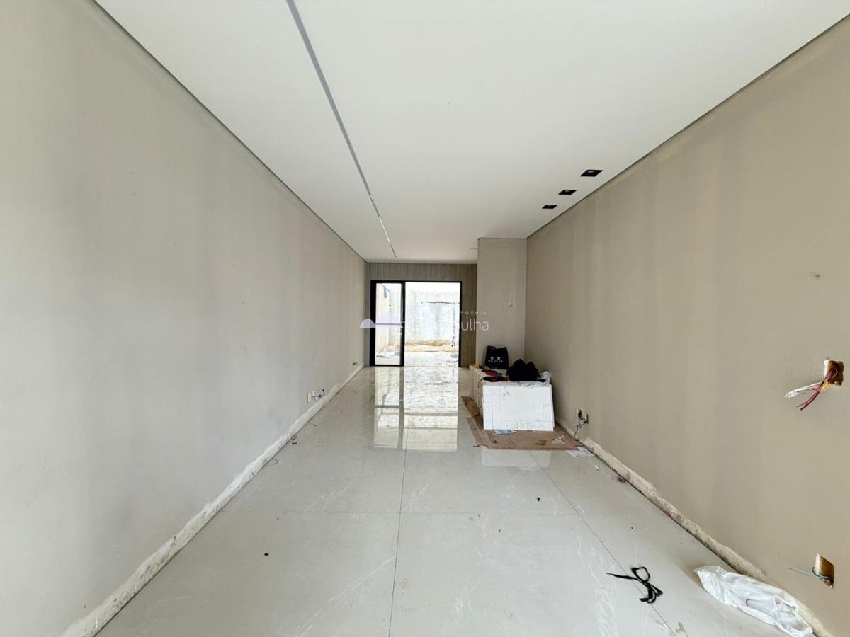 Casa, Planalto, 4 Quartos, 4 Vagas, 1 Suíte