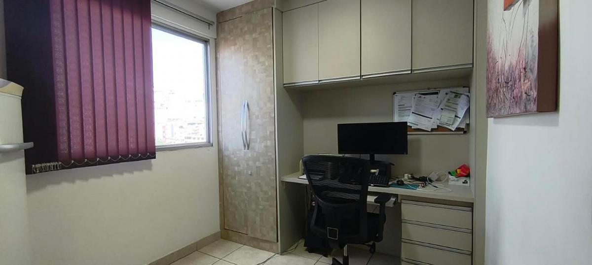 Apartamento, Sagrada Família, 3 Quartos, 2 Vagas, 1 Suíte