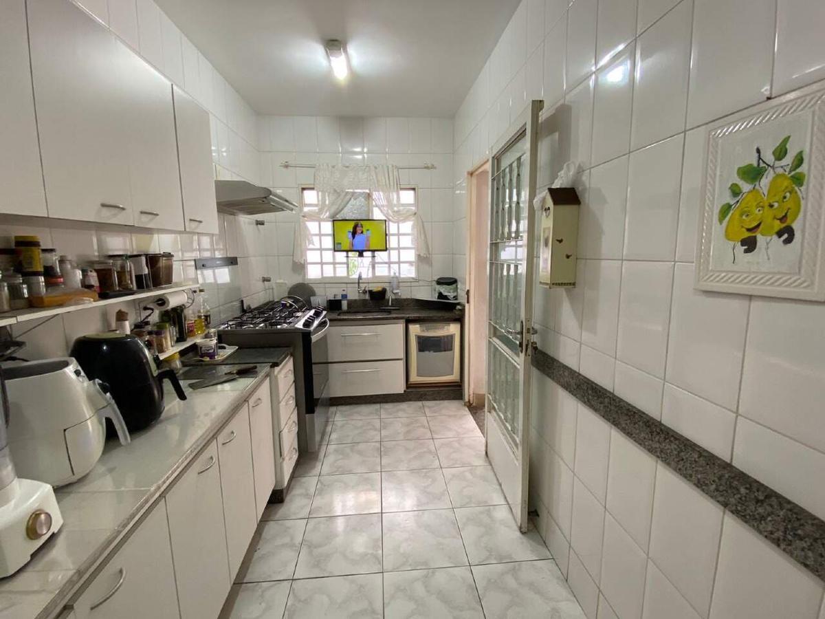 Casa, Buritis, 3 Quartos, 2 Vagas, 1 Suíte