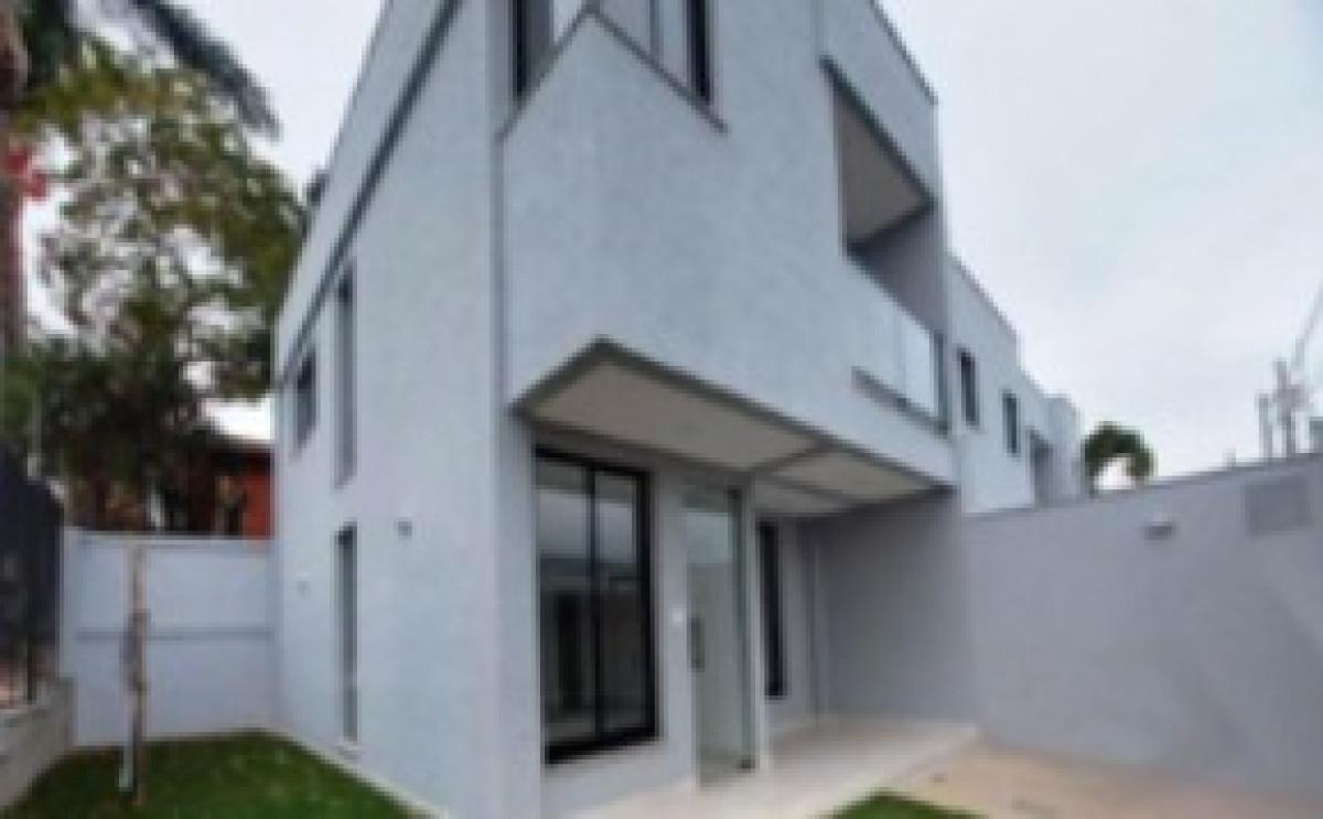 Casa, Planalto, 3 Quartos, 1 Vaga, 1 Suíte