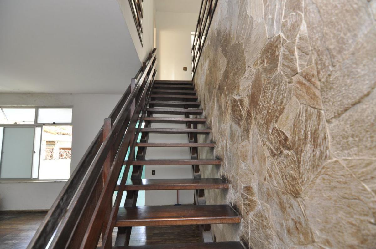 Casa, São José, 5 Quartos, 4 Vagas, 2 Suítes