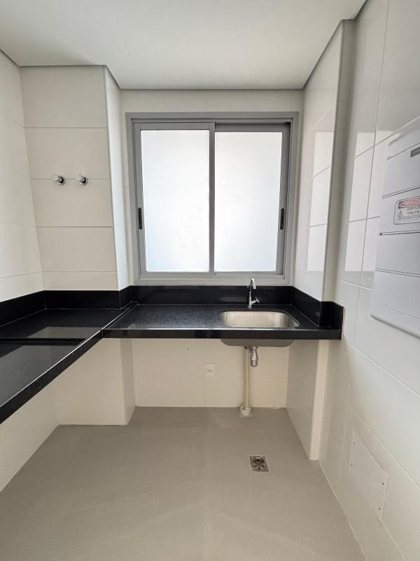 Apartamento, Sagrada Família, 3 Quartos, 2 Vagas, 1 Suíte