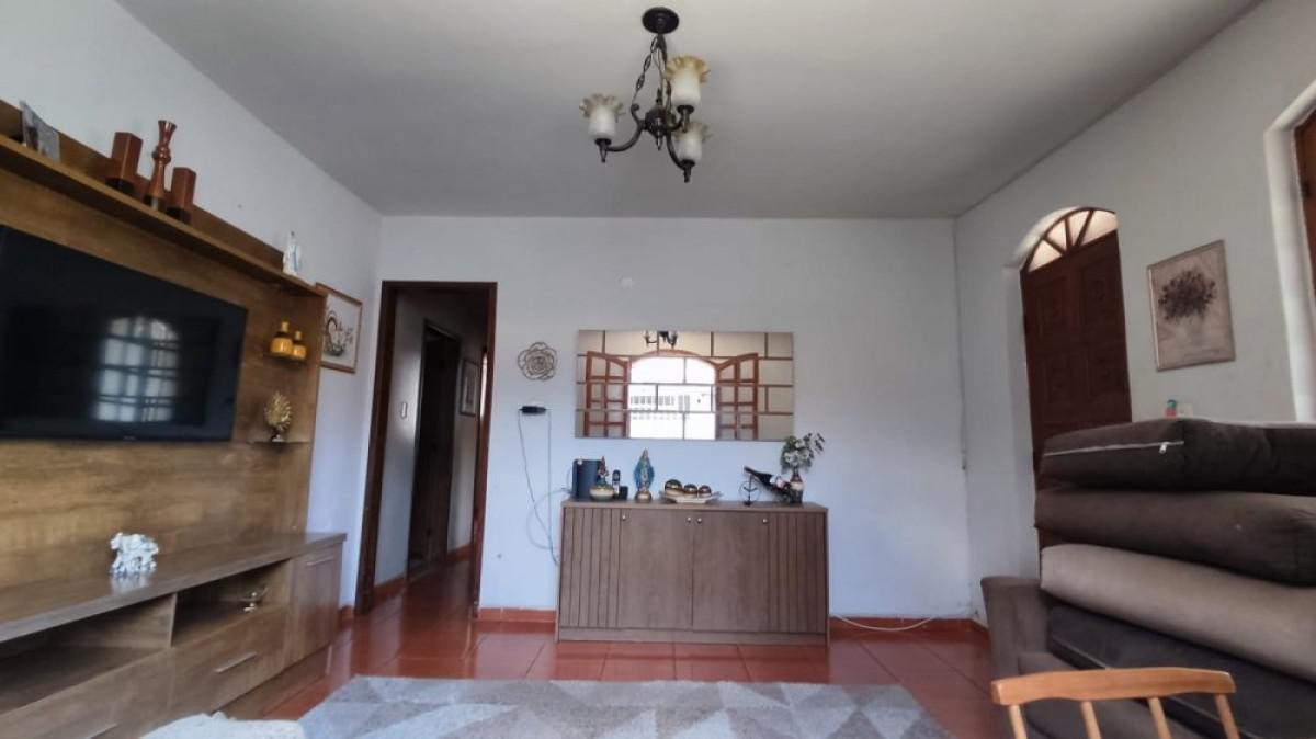 Andar, Teixeira Dias, 0 Quarto, 0 Vaga