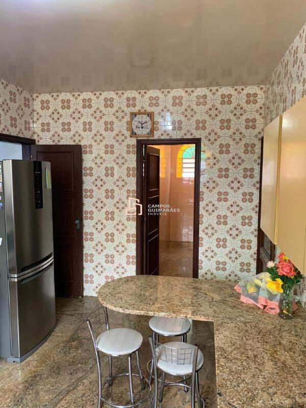 Casa, Nova Cachoeirinha, 4 Quartos, 8 Vagas, 1 Suíte
