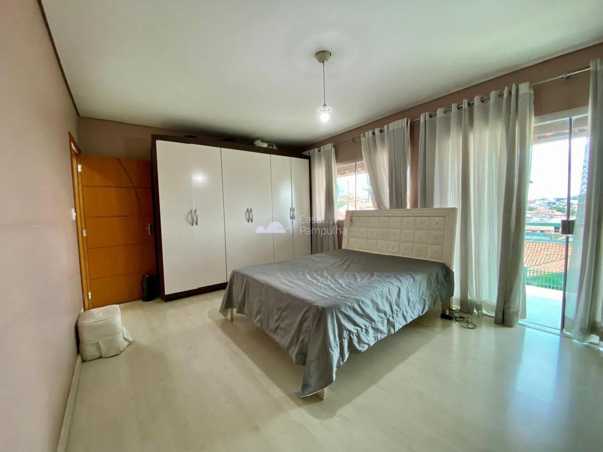 Casa, Rio Branco, 4 Quartos, 3 Vagas, 1 Suíte