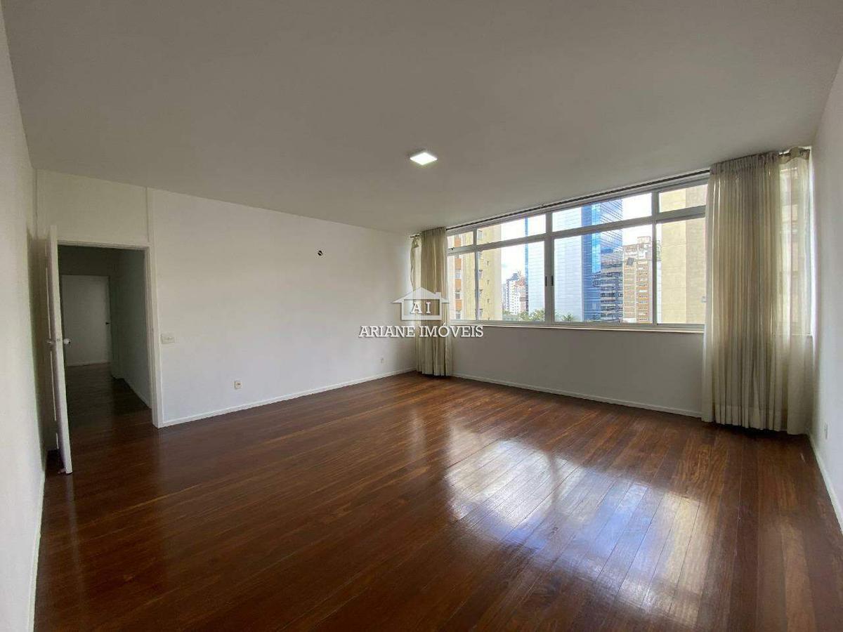 Apartamento, Funcionários, 4 Quartos, 1 Vaga, 1 Suíte