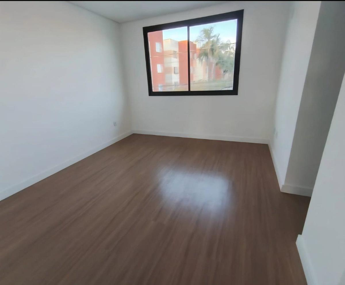 Casa, Planalto, 3 Quartos, 3 Vagas, 1 Suíte