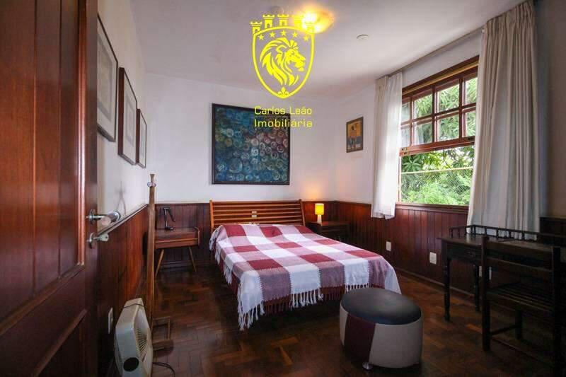 Casa, Serra, 4 Quartos, 5 Vagas, 1 Suíte