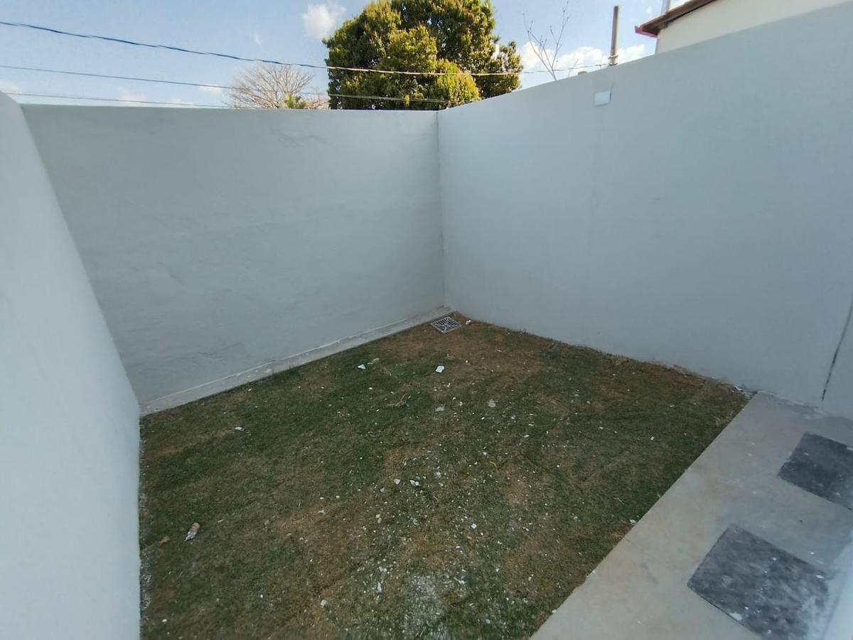 Casa, Piratininga (venda Nova), 2 Quartos, 1 Vaga, 2 Suítes