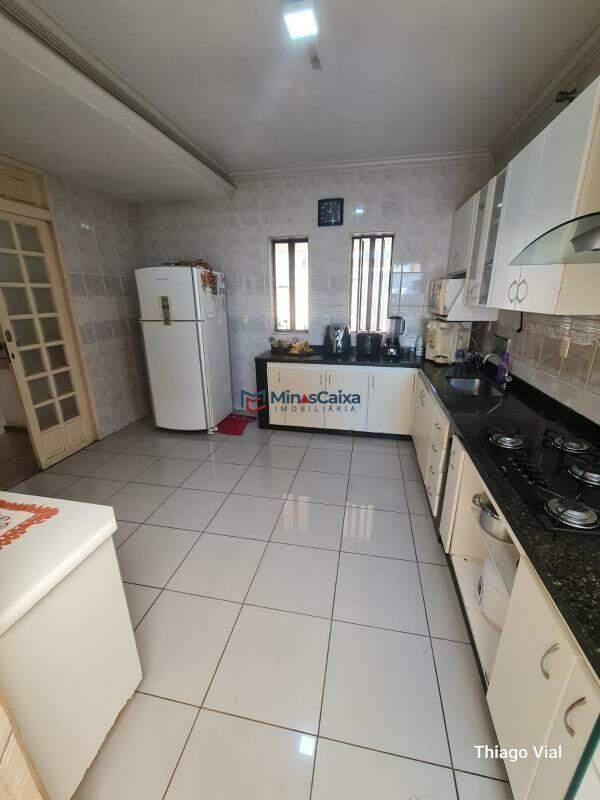 Casa, Novo Horizonte, 4 Quartos, 3 Vagas, 1 Suíte