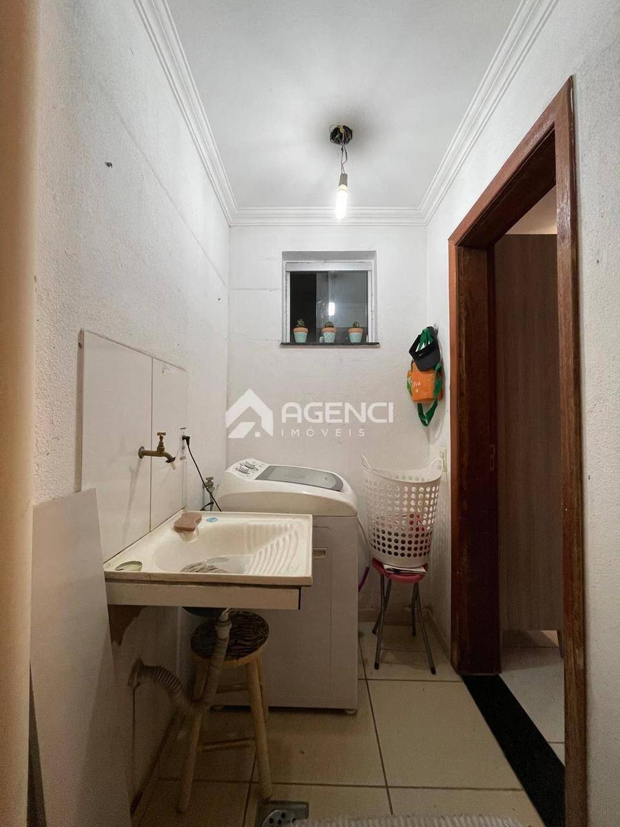 Casa, Parque Xangri-lá, 2 Quartos, 0 Vaga, 2 Suítes
